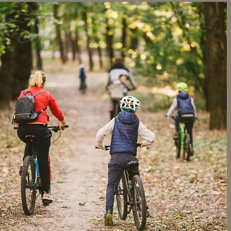 Modern Al Costat Del Parc De La Devesa شقة *